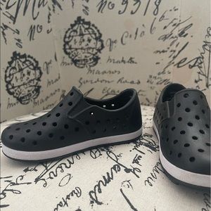 Cat & Jack athletic shoes